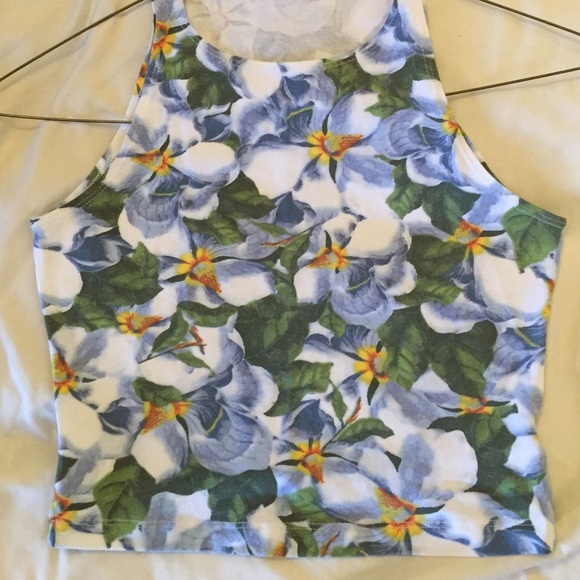 American Apparel floral crop top (NEVER BEEN WORN) - Picture 2 of 2