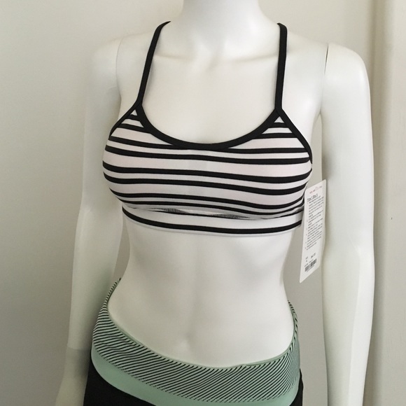 Lululemon sports bra brand new with tags