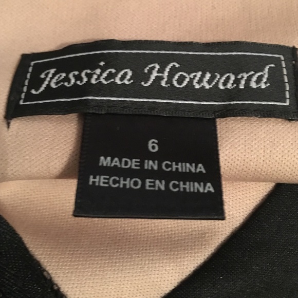 Black Flattering Dress - Picture 3 of 3