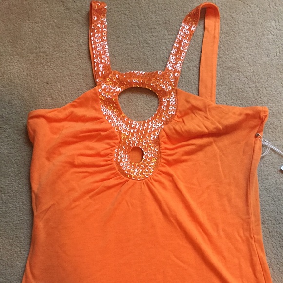 Women's Top