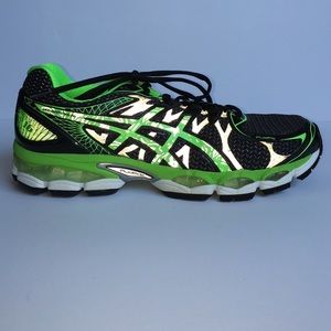 ❣❣SOLD ❣❣NEW  ASICS Gel-Nimbus 16 Lite Show