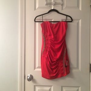 Fitted red cocktail dress