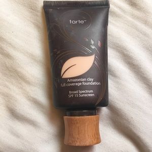 Tarte Amazonian clay full coverage foundation