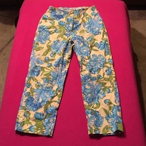 Floral printed capris