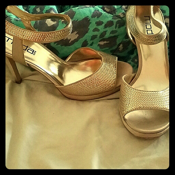 shoes like new