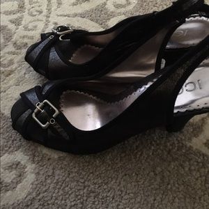 Only worn once! Size 8 heels!!