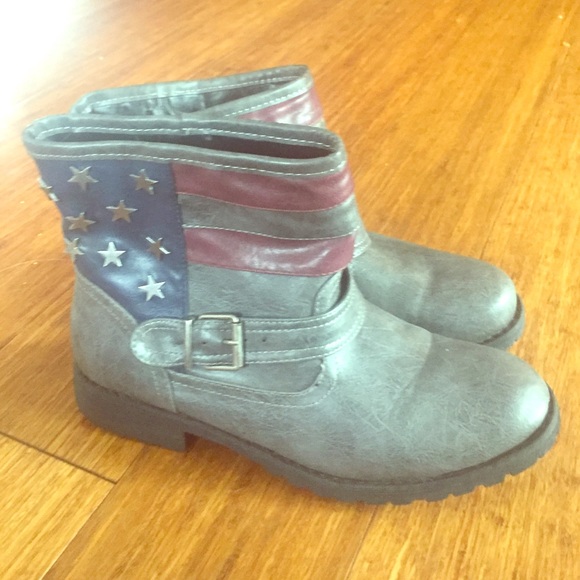 American flag themed combat ankle boots
