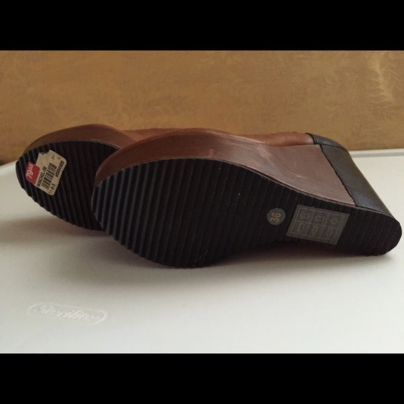Wedges - Picture 3 of 3