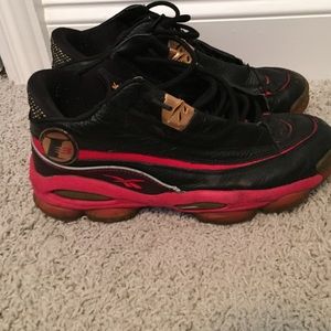 A1 Questions red and gold