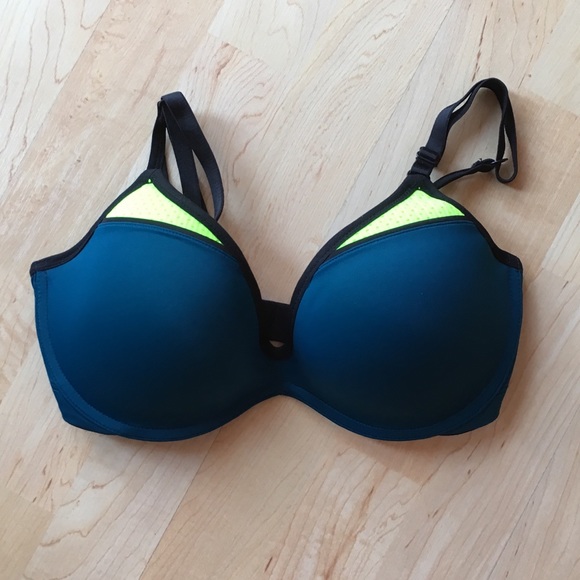 Brand new Victoria's Secret pink bra