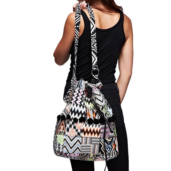 Southern Girl Fashion Handbags - ETHNIC BAG Pattern Crossbody Patchwork Bucket Tote