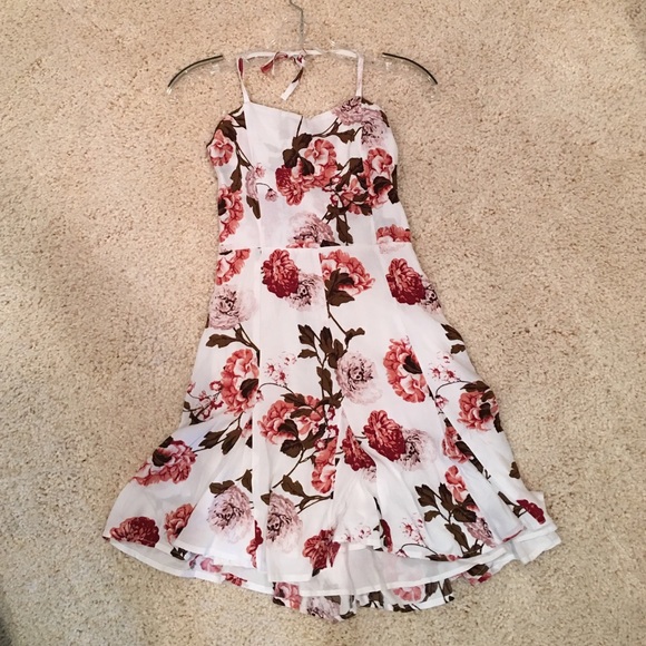 Kendal & Kylie floral halter dress - Picture 1 of 2