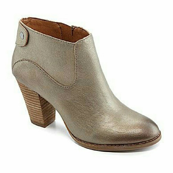 Lucky Brand Gold heeled bootie