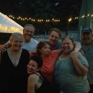 Meet your Posher, Sharon