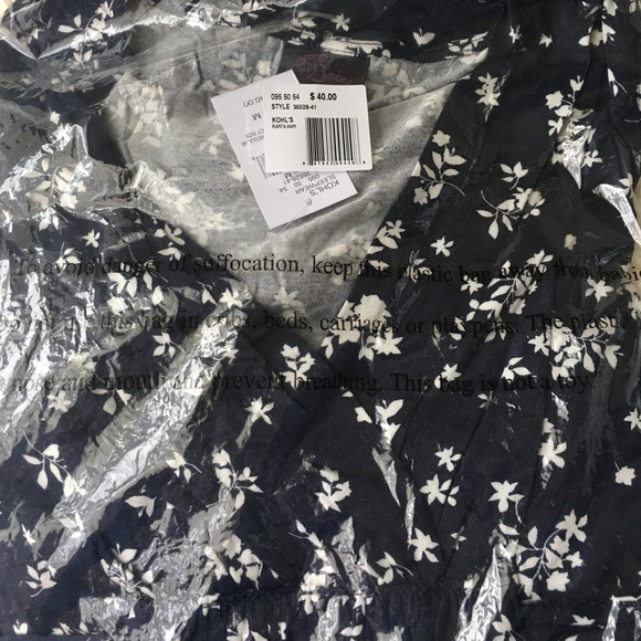 🆕 Oh Baby by Motherhood Surplice Maternity Dress - Picture 4 of 4