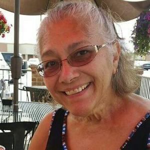 Meet your Posher, Cynthia