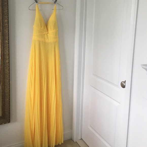 Yellow maxi dress// Laundry