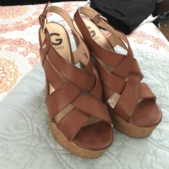 Guess wedges - Picture 1 of 4