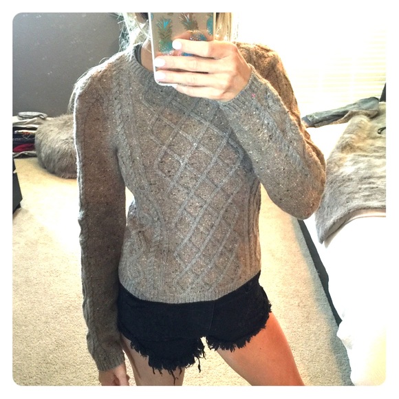 ❌SOLD to my Sister❌Nordstrom Sweater Size XS 🐏