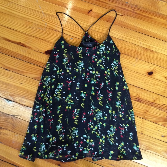 🌼 Beautiful Sheer Vintage Havana Black Top 🌼