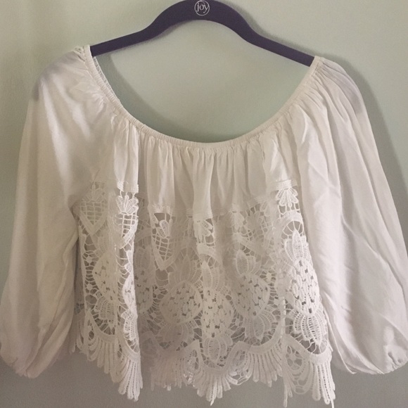 Beautiful LA Hearts crop top