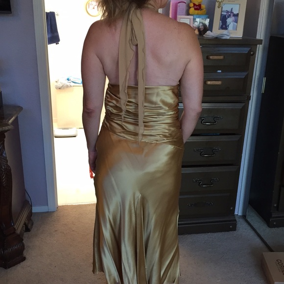Caché gold dress - Picture 3 of 4