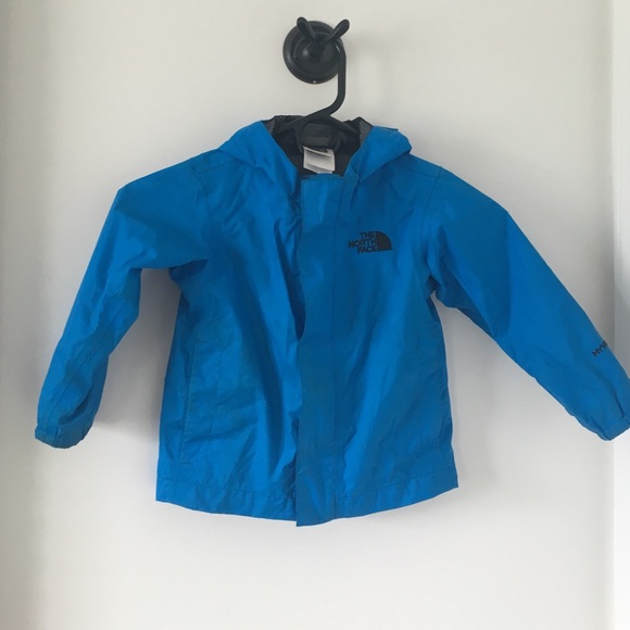 KIDS/BOYS North Face Rain Jacket