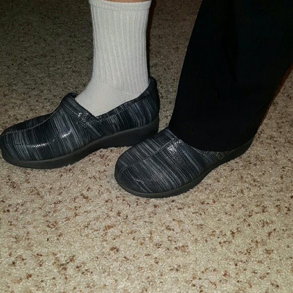 Nursing clogs - Picture 4 of 4