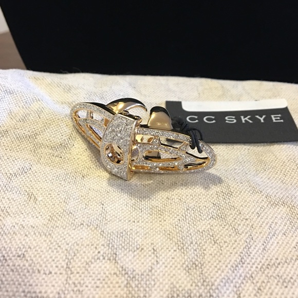 Renaissance gold CC Skye ring