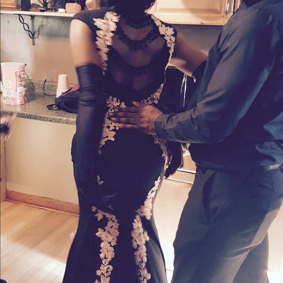 This was my 2016 prom dress!! - Picture 1 of 4