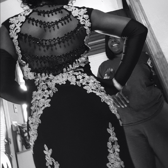 This was my 2016 prom dress!! - Picture 3 of 4