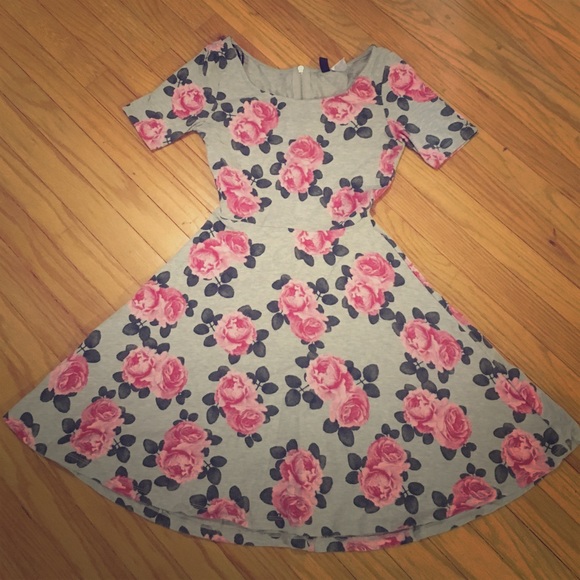 H&M Floral Skater Dress Size 4