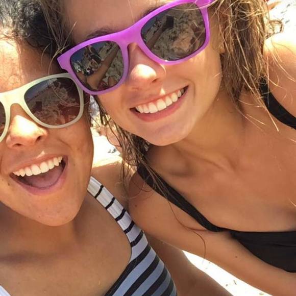 Meet your Posher, Ellie - Picture 1 of 1