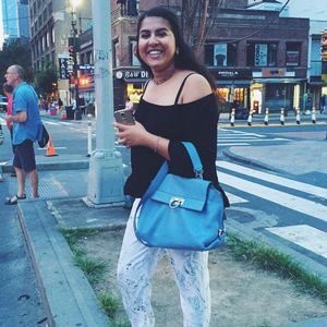 Meet your Posher, Amina