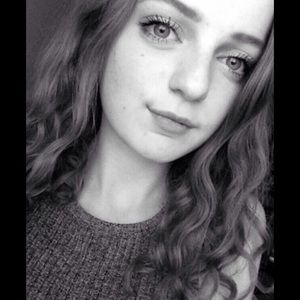 Meet your Posher, Jenna