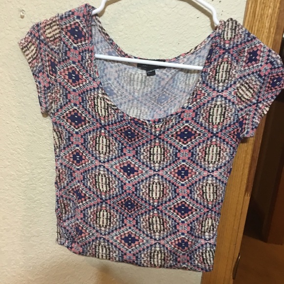 Crop top