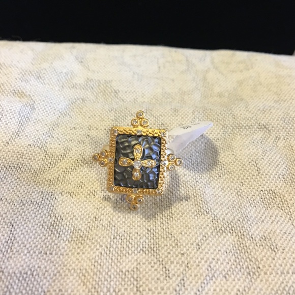 Freida Rotman hammered ring