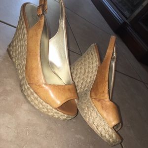 Size 7 ladies wedge heels Jessica Simpson