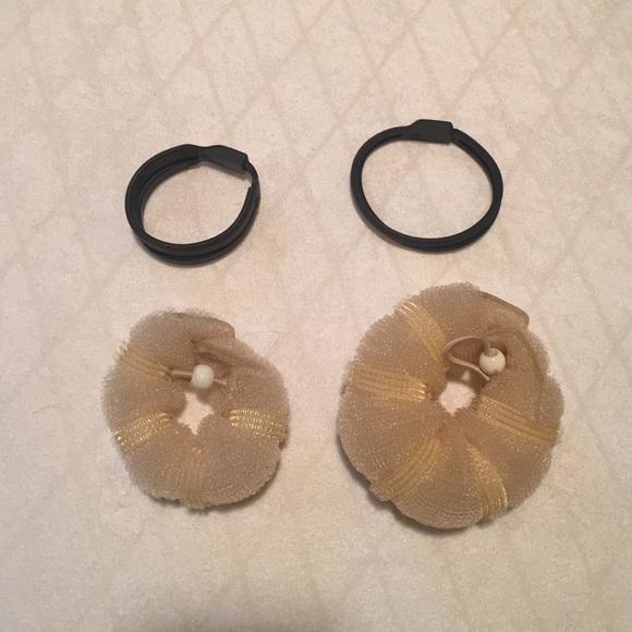 Bundle Donut Bun Makers (4) NEVER USED