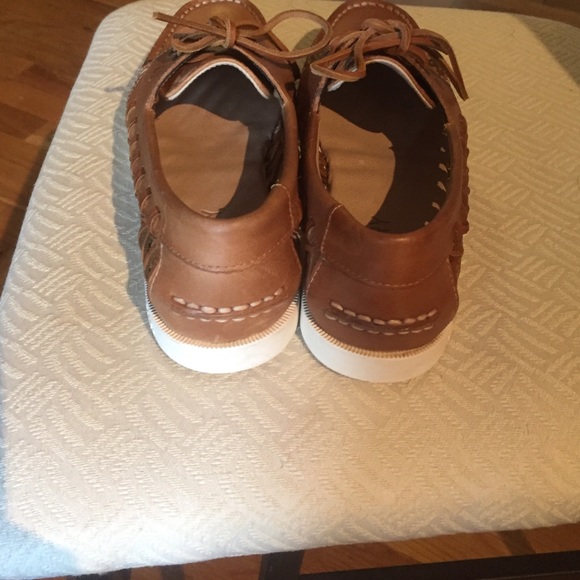 New Sperry shoes! Tried on..never worn out - Picture 4 of 4