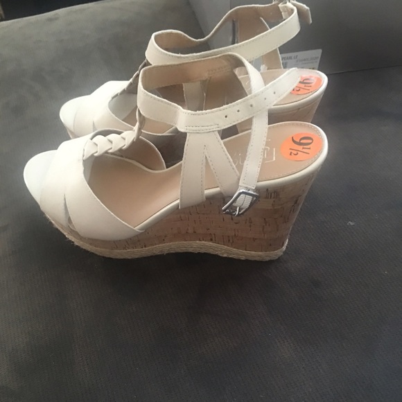 Wedges high heels - Picture 2 of 2