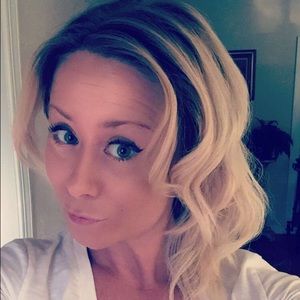 Meet your Posher, Candice
