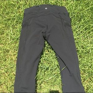 Black LuLuLemon Capri✨✨