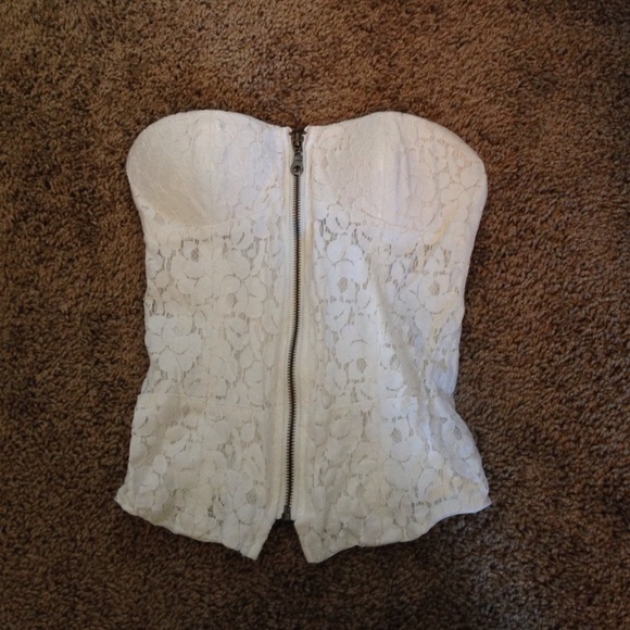 Lace corset style top!