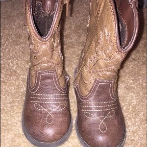 Little girls cowboy boots!