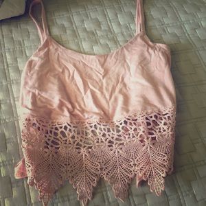 Pacsun cute lace crop top!