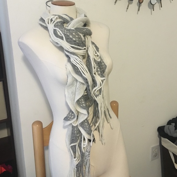 Maurices knit scarf - Picture 2 of 4