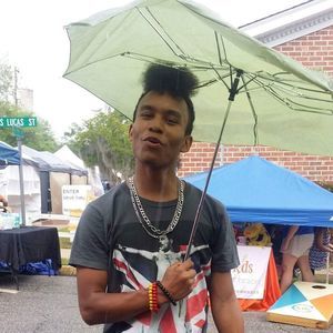 Meet your Posher, Eli