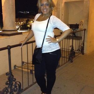 Meet your Posher, Aleashia