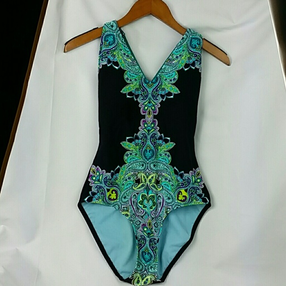 Athleta CrissCross back one piece swimsuit size MT